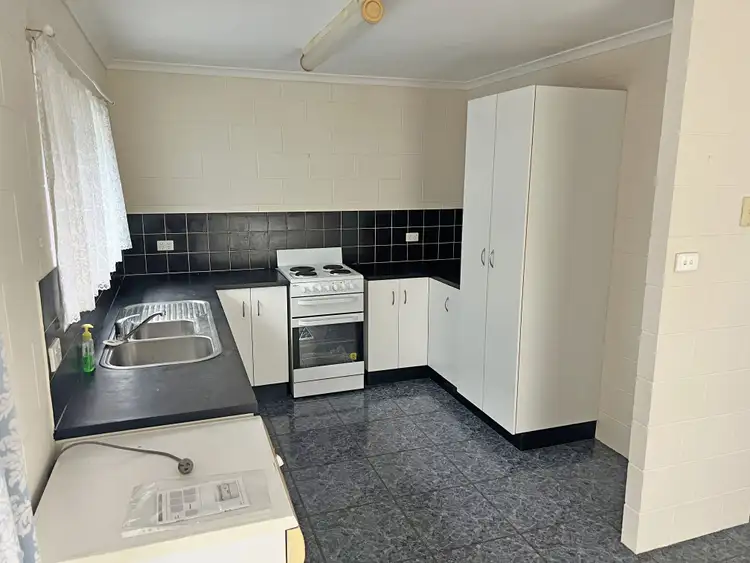 Sixth view of Homely house listing, 10 Pawsey Close, Atherton QLD 4883