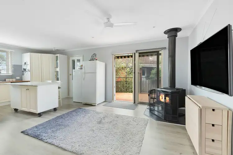 Fourth view of Homely house listing, 40 Honeysuckle Street, Frankston North VIC 3200