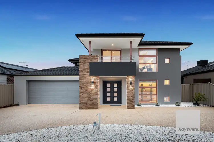 29 Omarama Way, Taylors Hill VIC 3037