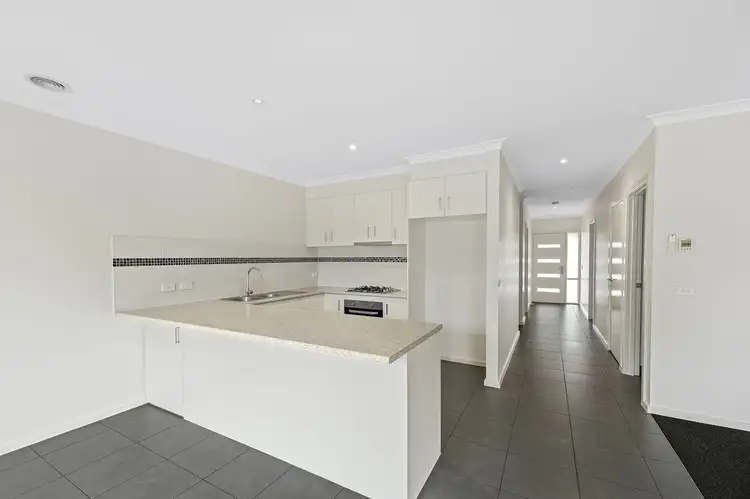 Third view of Homely unit listing, 4/4 Hearn Street, Drouin VIC 3818