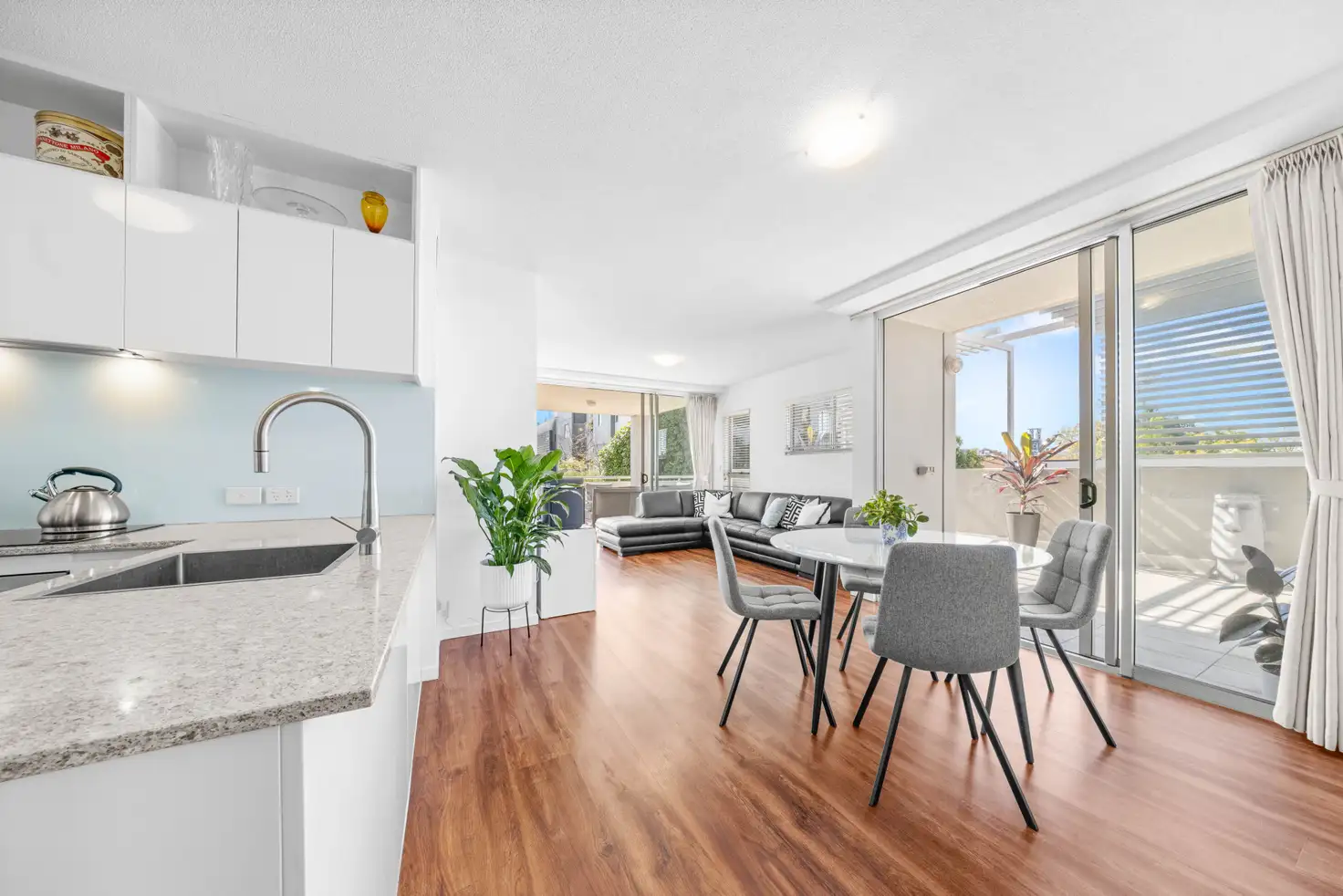 Main view of Homely unit listing, 4/27 Station Road, Indooroopilly QLD 4068