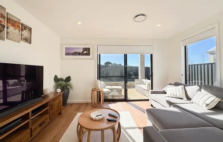 Seventh view of Homely house listing, 5A & 5B Acacia Circuit, Parkes NSW 2870
