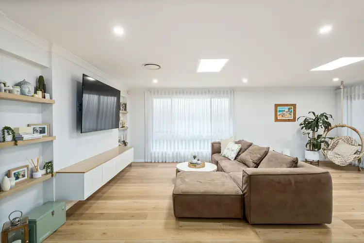 Sixth view of Homely house listing, 21 Muirfield Avenue, Shell Cove NSW 2529