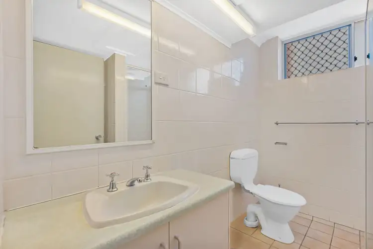 Fourth view of Homely unit listing, 5/267-269 Sheridan Street, Cairns North QLD 4870