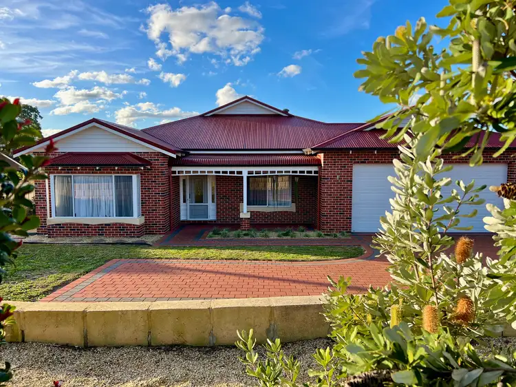 17 Langton Road, Mount Barker WA 6324