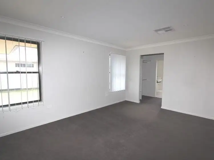 Sixth view of Homely house listing, 30 Mayfair Drive, Emerald QLD 4720