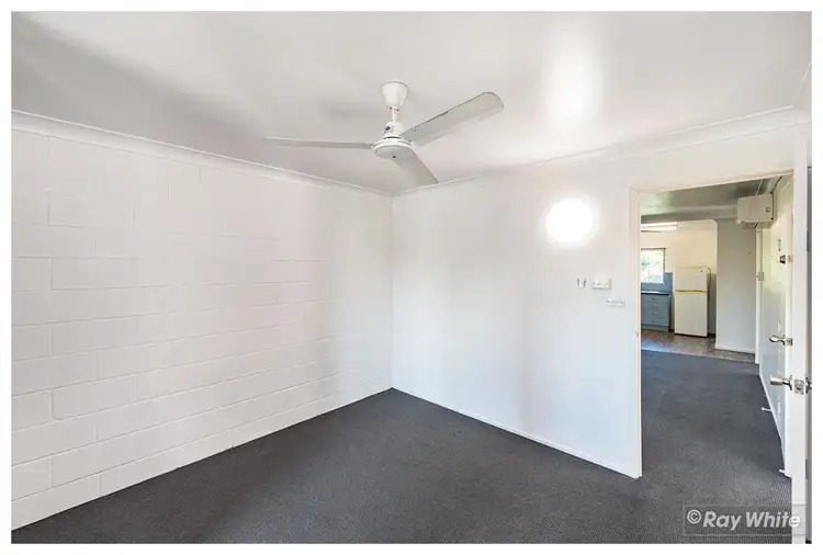 Sixth view of Homely semi-detached listing, 310 Farm Street, Norman Gardens QLD 4701