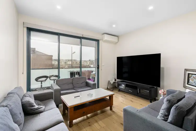 3/1 Brunswick Crescent, Craigieburn VIC 3064
