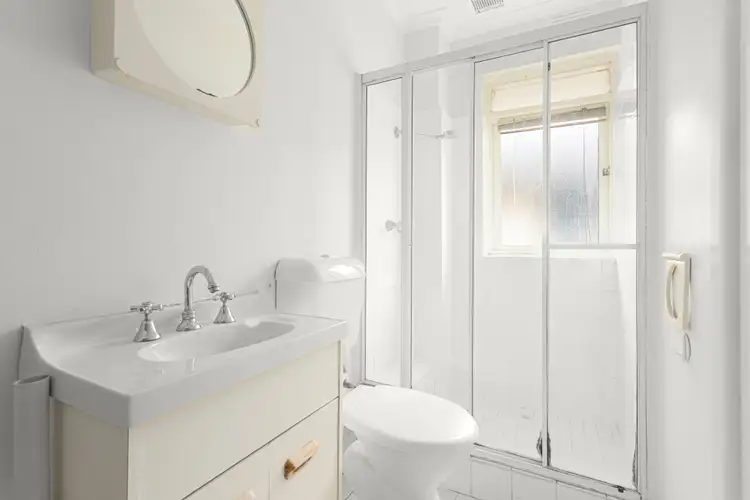 Sixth view of Homely apartment listing, 22/2a Bates Street, Malvern East VIC 3145