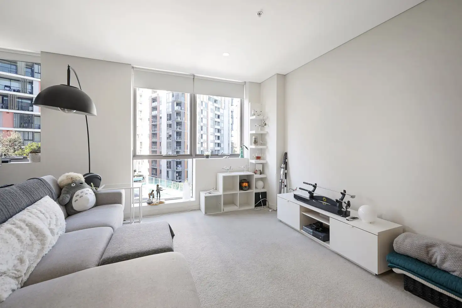 Main view of Homely apartment listing, 405/2 Discovery Point Place, Wolli Creek NSW 2205