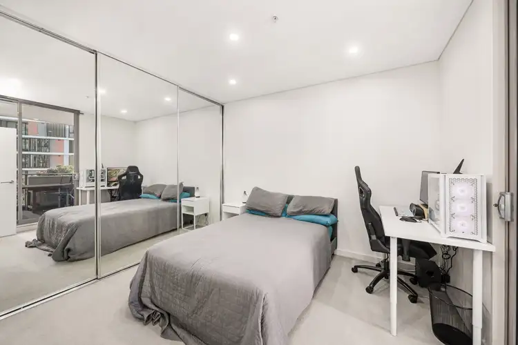 Fifth view of Homely apartment listing, 405/2 Discovery Point Place, Wolli Creek NSW 2205