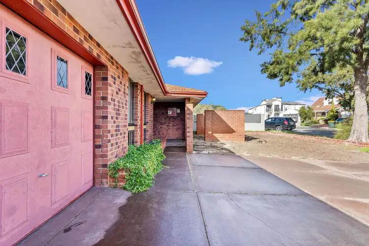 Fourth view of Homely house listing, 6 Delta Court, Ocean Reef WA 6027