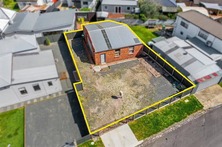4 Young Street, Golden Point VIC 3350