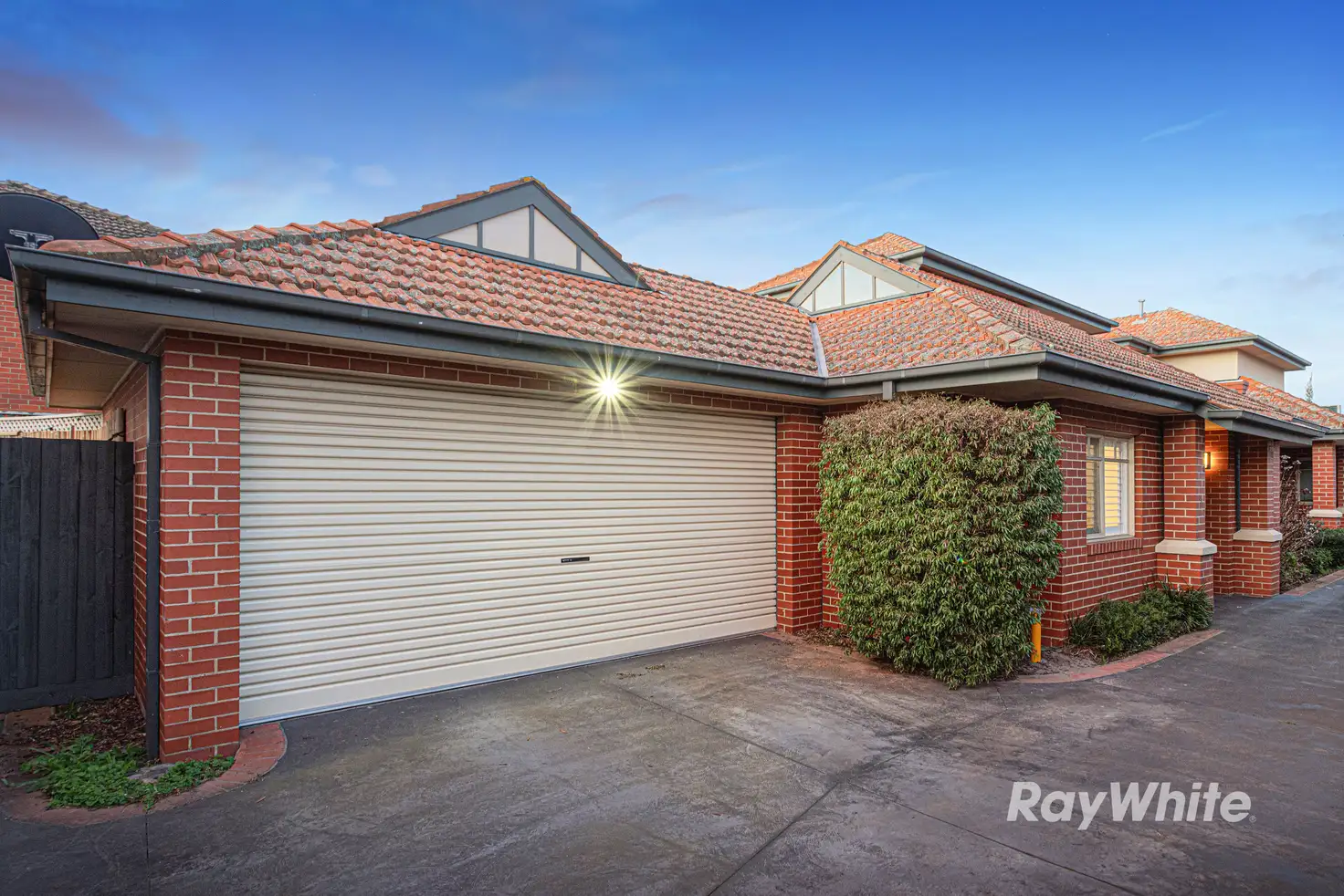 Main view of Homely townhouse listing, 2/12 Yendon Road, Carnegie VIC 3163