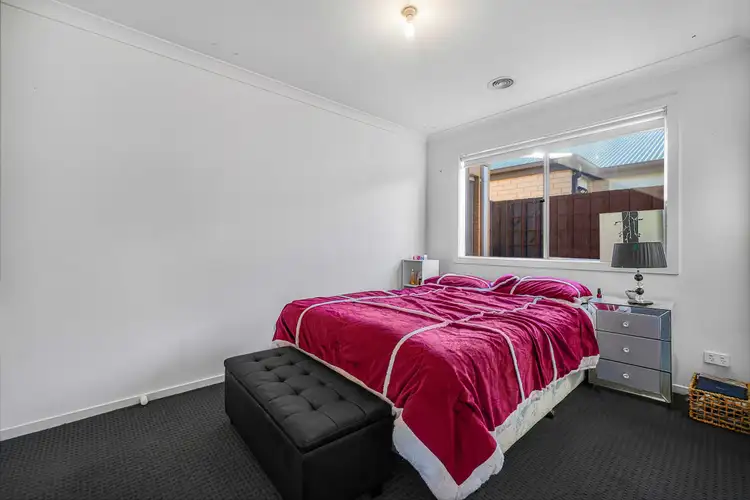 Sixth view of Homely house listing, 2 Pinot Way, Pakenham VIC 3810