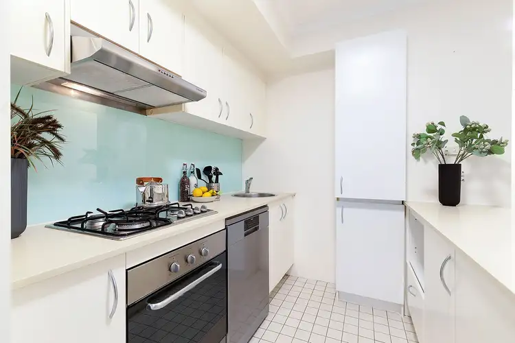 Fourth view of Homely unit listing, 9/39 Victor Street, Chatswood NSW 2067