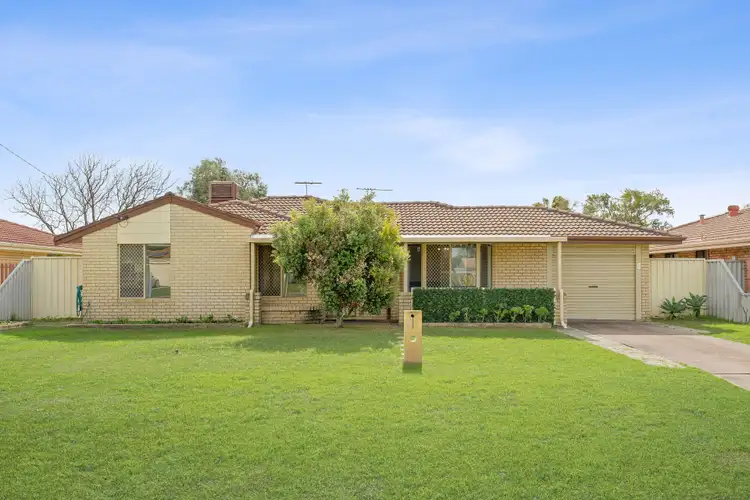 8 Conway Loop, Waikiki WA 6169