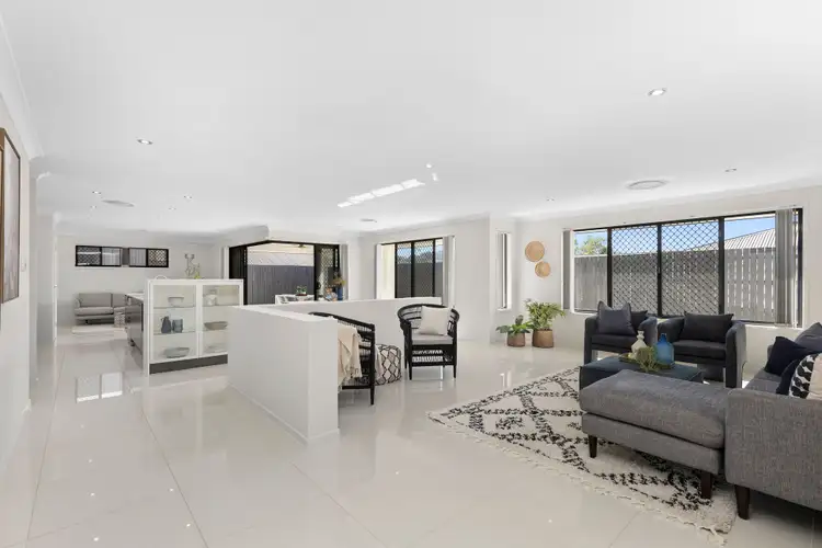 Fifth view of Homely house listing, 8 Osprey Place, Upper Kedron QLD 4055