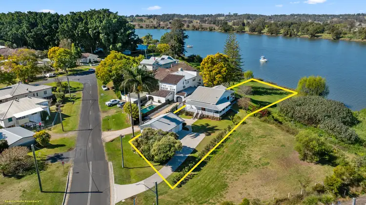 8 Greaves Street, Grafton NSW 2460