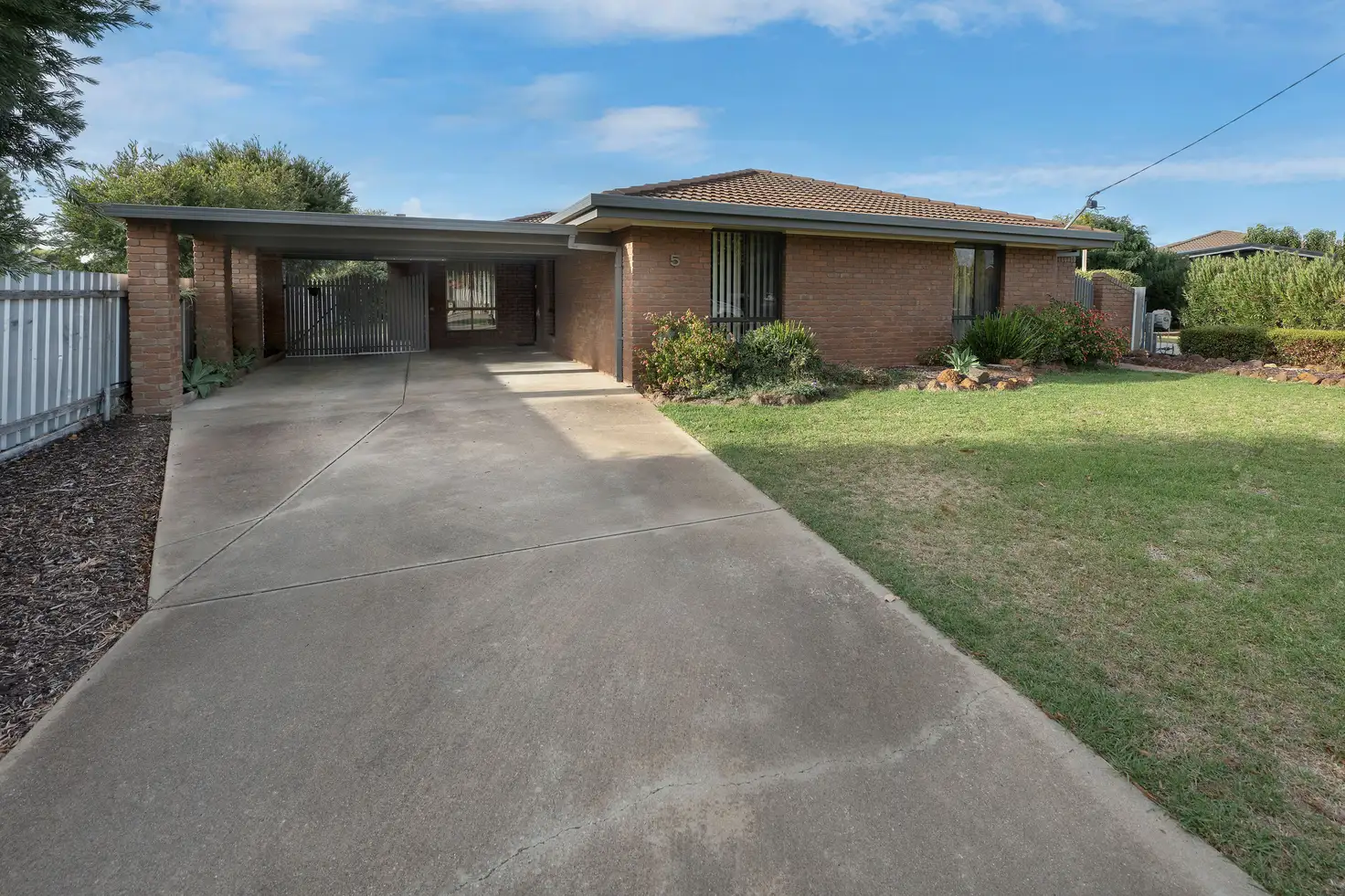 Main view of Homely house listing, 5 Wilkins Grove, Swan Hill VIC 3585