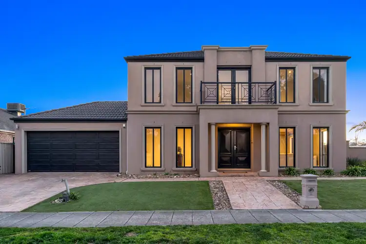 Main view of Homely house listing, 19 Tuscorora Green, Craigieburn VIC 3064