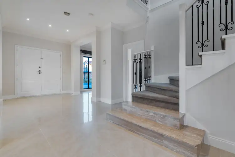 Seventh view of Homely house listing, 19 Tuscorora Green, Craigieburn VIC 3064