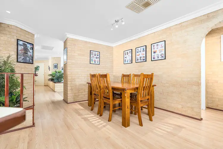 Sixth view of Homely house listing, 2 Ridgeway Close, Moresby WA 6530
