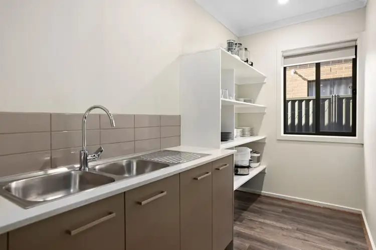 Sixth view of Homely house listing, 4 Wonnangatta Crescent, Weir Views VIC 3338