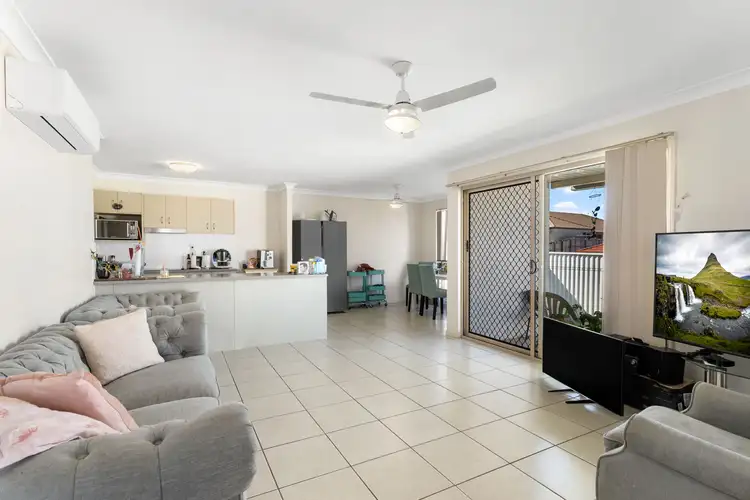 Fifth view of Homely house listing, 2/8 Eugenia Avenue, Rothwell QLD 4022