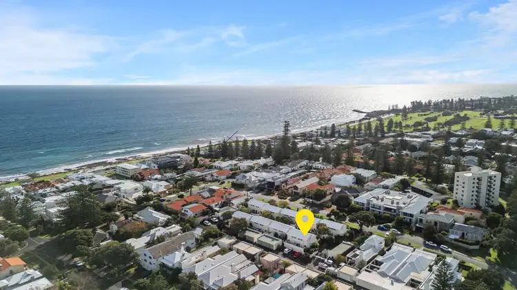11/17 Princes Street, Cottesloe WA 6011