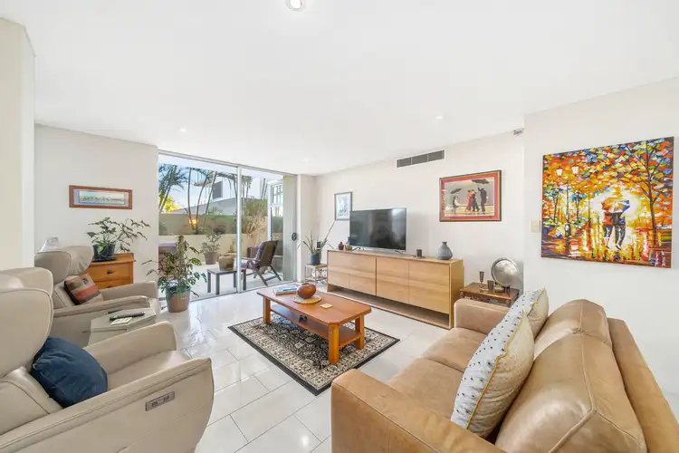 Fifth view of Homely apartment listing, 4/65-69 Landsborough Avenue, Scarborough QLD 4020