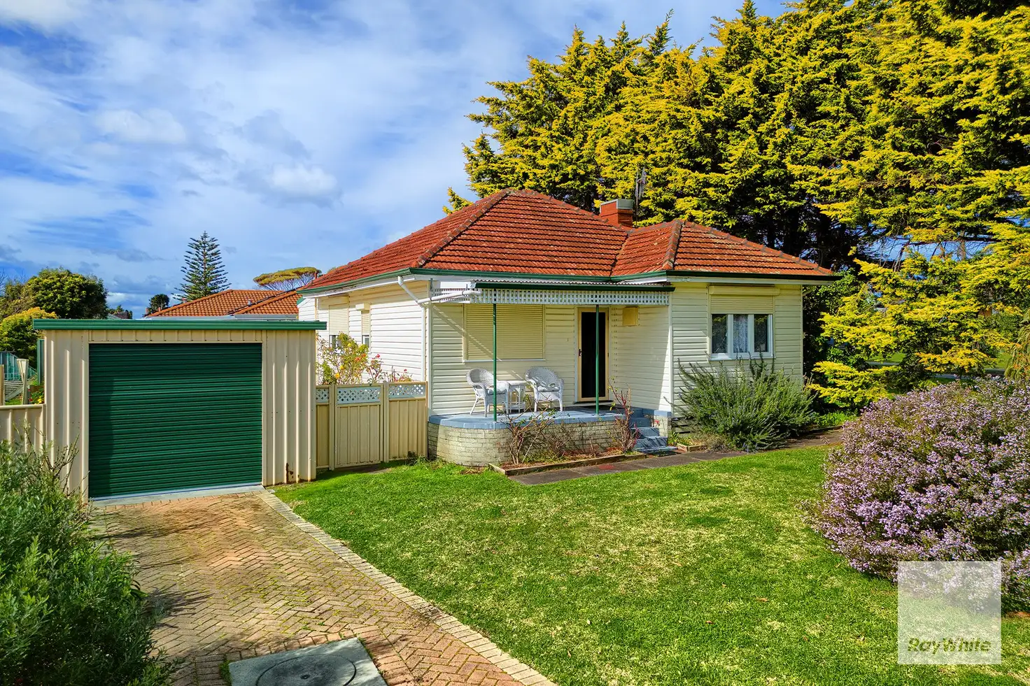 Main view of Homely house listing, 10 Lurline Street, Orana WA 6330