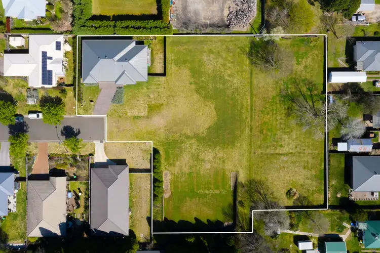 Sixth view of Homely house listing, 18 Daylesford Drive, Moss Vale NSW 2577