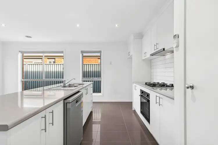 Sixth view of Homely house listing, 8 Mallard Court, Lara VIC 3212