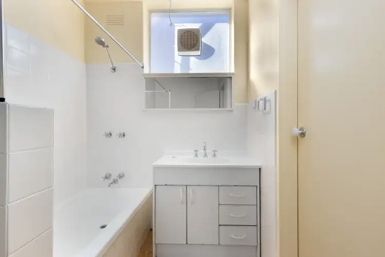 Fifth view of Homely unit listing, 3/420 Blackshaws Road, Altona North VIC 3025