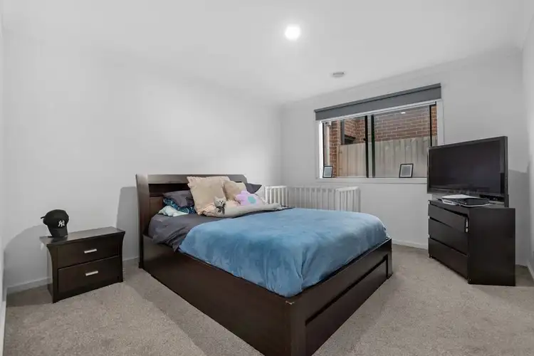 Fifth view of Homely house listing, 7 Casabene Drive, Tarneit VIC 3029