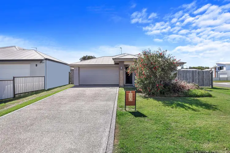 Fourth view of Homely house listing, 2 Oceanfront Court, Urangan QLD 4655