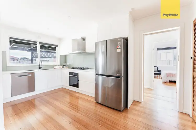 Sixth view of Homely house listing, 7 Maple Crescent, St Albans VIC 3021