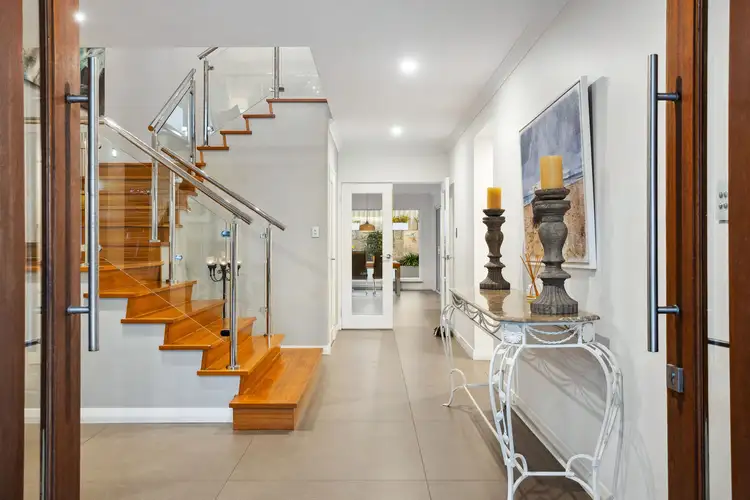 31 St Lucia Road, Iluka WA 6028