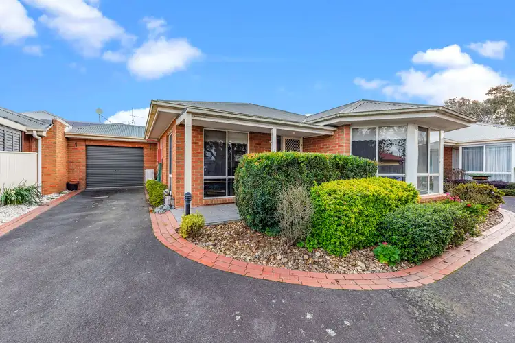 Main view of Homely unit listing, 2/25 Buln Buln Road, Drouin VIC 3818