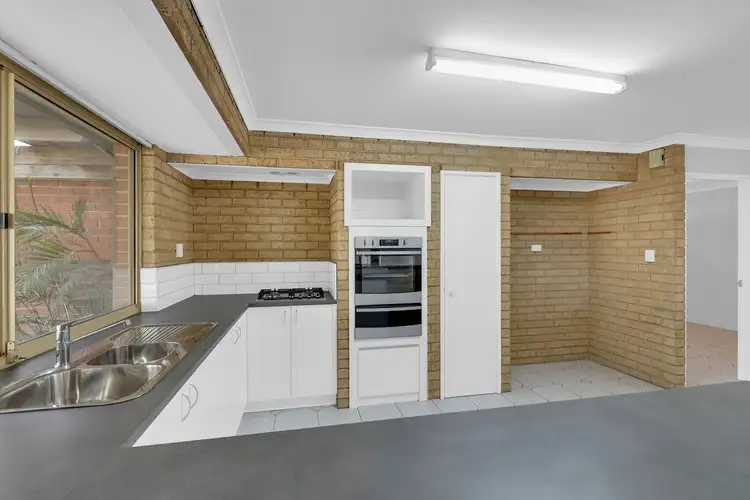 10 Killarney Place, Cooloongup WA 6168