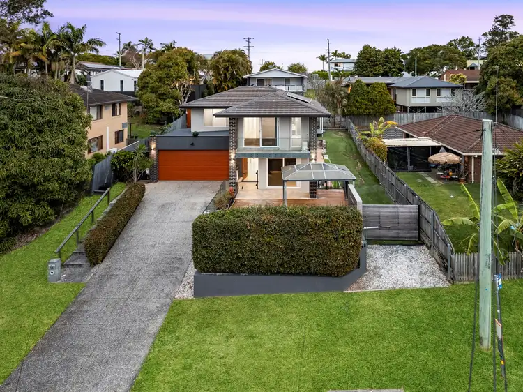 14 Akoonah Street, Hope Island QLD 4212