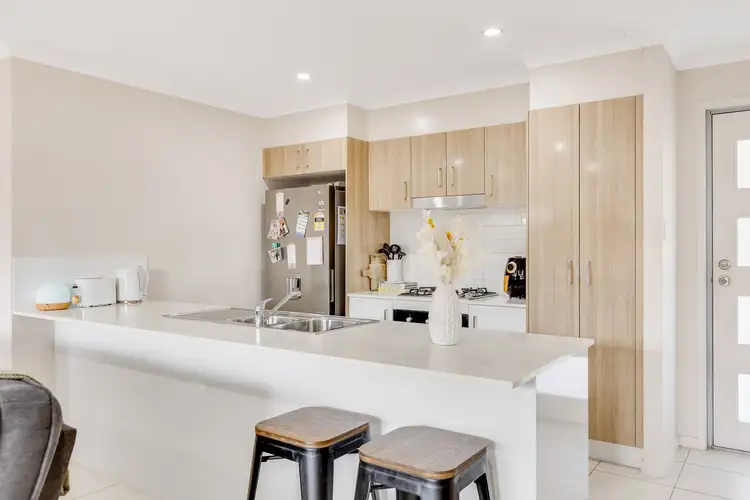 Fifth view of Homely unit listing, 2/31 Abbey Street, Cranley QLD 4350