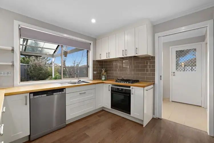 Fifth view of Homely house listing, 4 Dotterel Court, Werribee VIC 3030