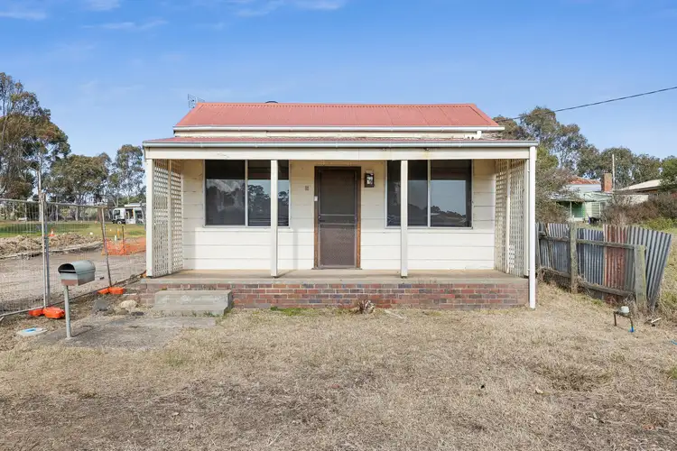 30 McLellan Street, Ararat VIC 3377