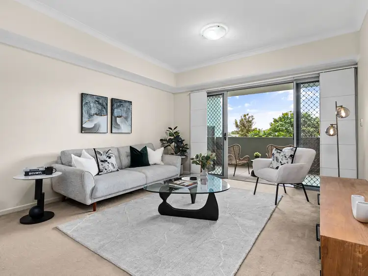 204/1 Kingsmill Street, Chermside QLD 4032
