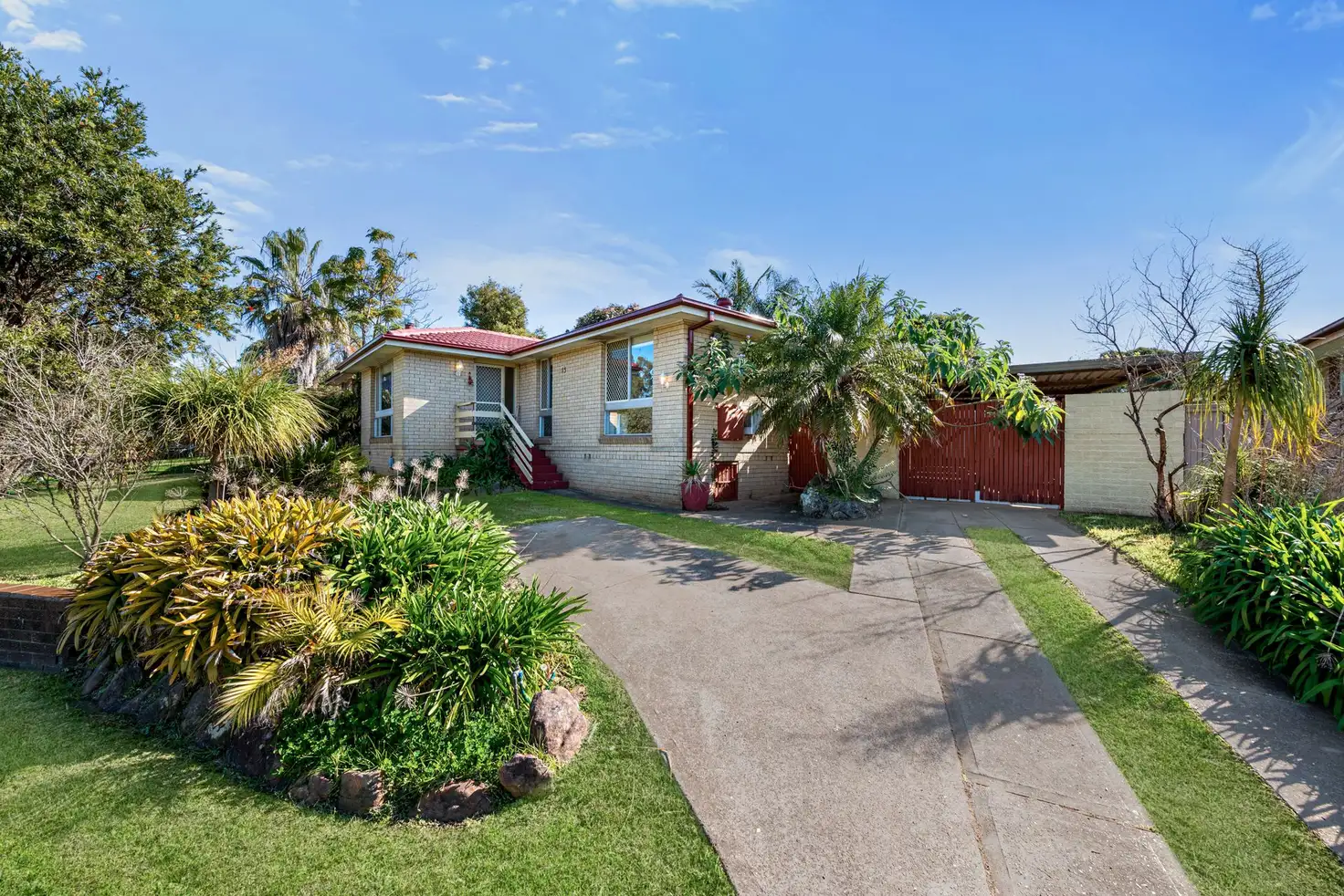 Main view of Homely house listing, 15 Frontignan Street, Eschol Park NSW 2558
