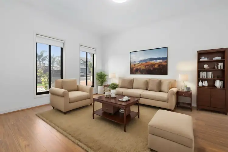 Fifth view of Homely house listing, 7 Studley Park Way, Caroline Springs VIC 3023