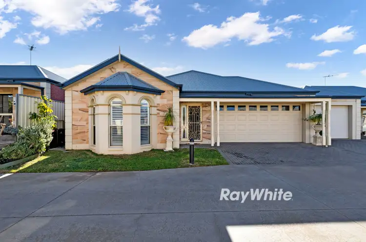 Main view of Homely townhouse listing, 1/128 Riverside Avenue, Mildura VIC 3500