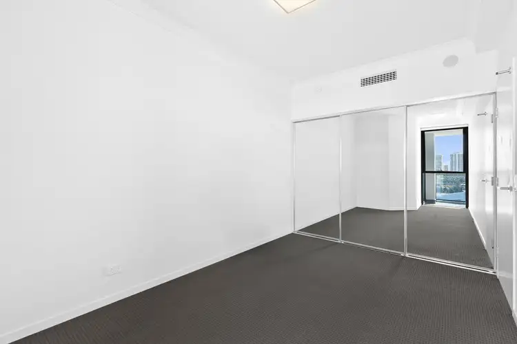 Sixth view of Homely apartment listing, 2602/5 Harbourside Court, Biggera Waters QLD 4216